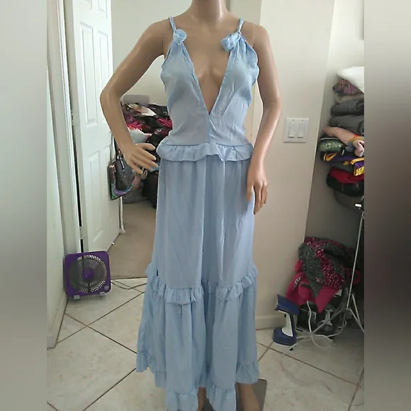 NWOT Sky Blue Backless Halter Dress SZ. MED ADJ. STRAPS W/ POCKETS - Picture 6 of 9
